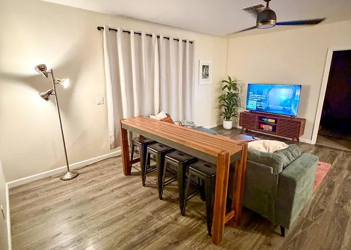The Door - Historic Phx 2br Office Retreat Phoenix